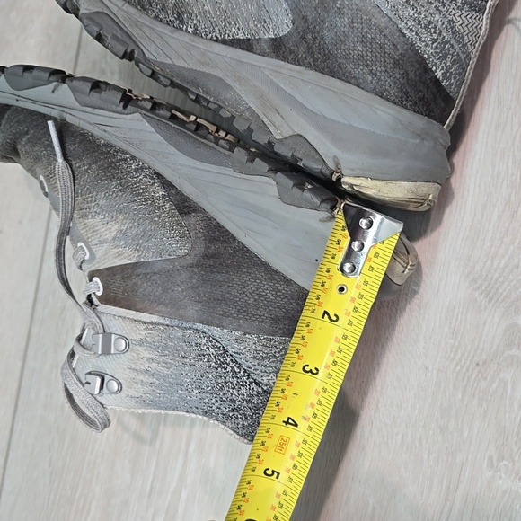 The North Face Women Ultra Futurelight Gray High Hiking Boots Sneakers Sz 6.5 - Picture 11 of 13